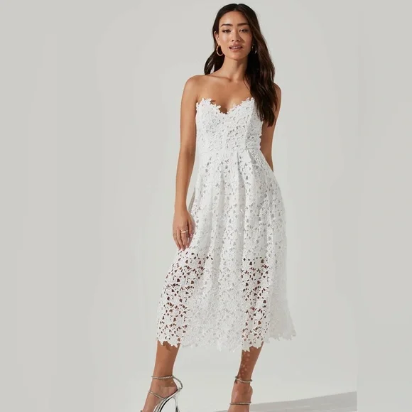 knee length dresses for ladies Sudi Etuz White Strapless Cut-Out Bow Detail Midi Dress main image 0
